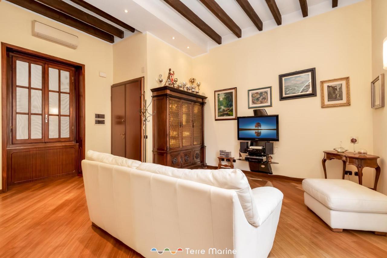 Апартаменти Gallery 22, Terremarine Ла-Спеція Екстер'єр фото